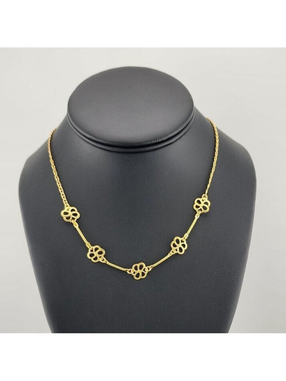 Elegant Brazilian 18k Gold Filled Multi Flower Pendant Necklace